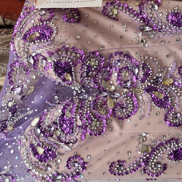 Envious prom gown - Picture 5 of 7